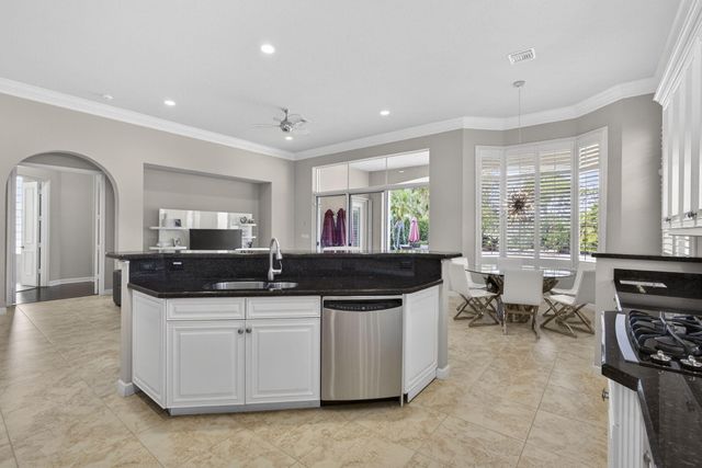 142 Viera Drive, Palm Beach Gardens, FL 33418