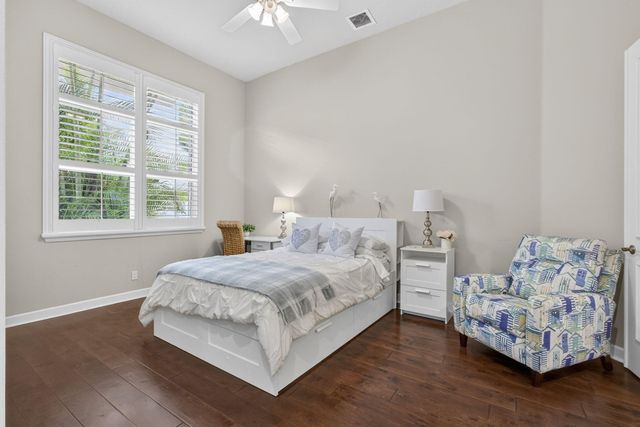 142 Viera Drive, Palm Beach Gardens, FL 33418