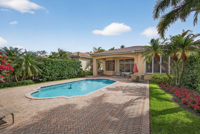 142 Viera Drive, Palm Beach Gardens, FL 33418