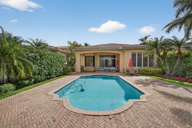142 Viera Drive, Palm Beach Gardens, FL 33418
