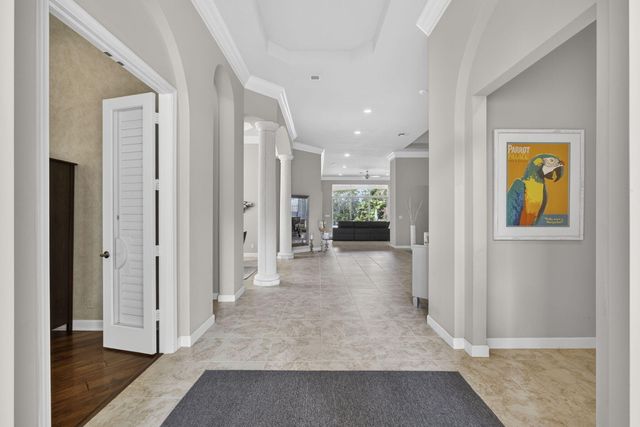 142 Viera Drive, Palm Beach Gardens, FL 33418