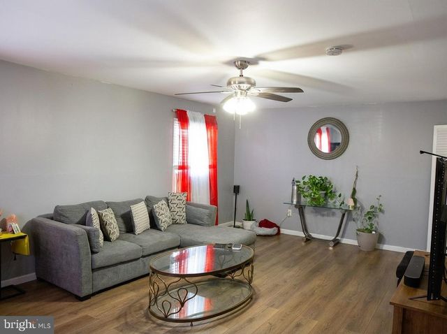 40 MAPLEWICK LN, Willingboro, NJ 08046