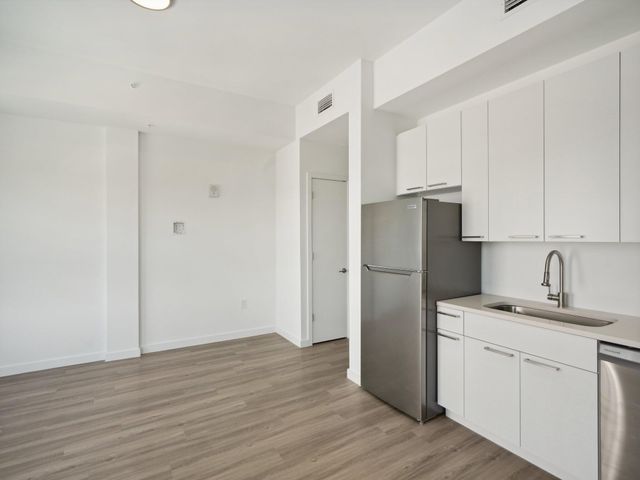 2121 Broward Avenue 234, West Palm Beach, FL 33407