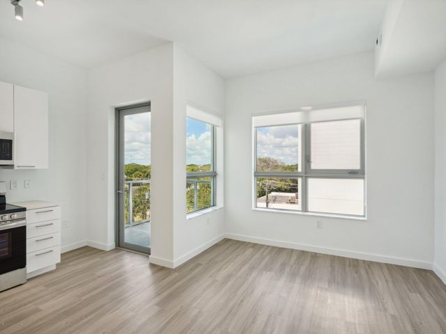 2121 Broward Avenue 234, West Palm Beach, FL 33407