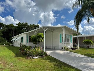 8 E Novedades, Port St Lucie, FL 34952