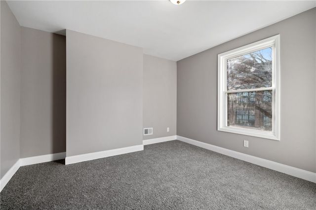 85 Harwood St, Mt Washington, PA 15211