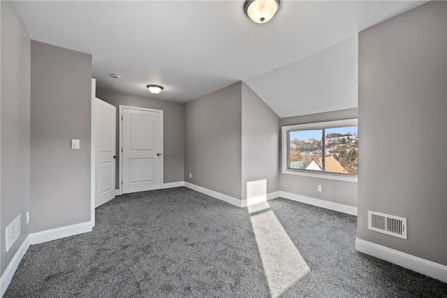 85 Harwood St, Mt Washington, PA 15211