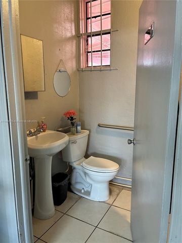 1 S Krome Ave, Homestead, FL 33030