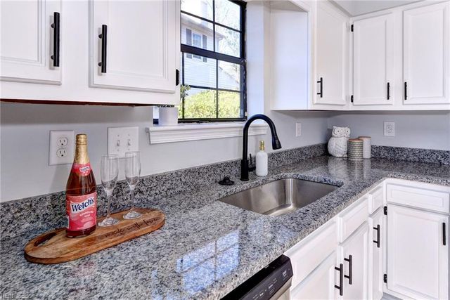 1736 Skiffes Creek CIR, Williamsburg, VA 23185
