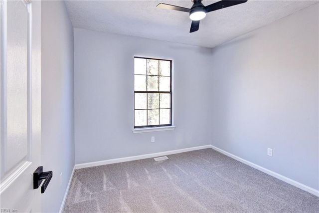 1736 Skiffes Creek CIR, Williamsburg, VA 23185