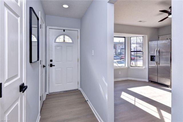 1736 Skiffes Creek CIR, Williamsburg, VA 23185