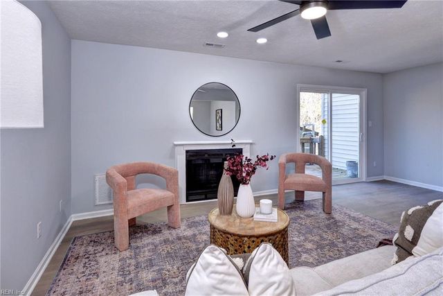 1736 Skiffes Creek CIR, Williamsburg, VA 23185