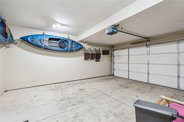 2101 Meadow Court 602, Des Moines, IA 50320