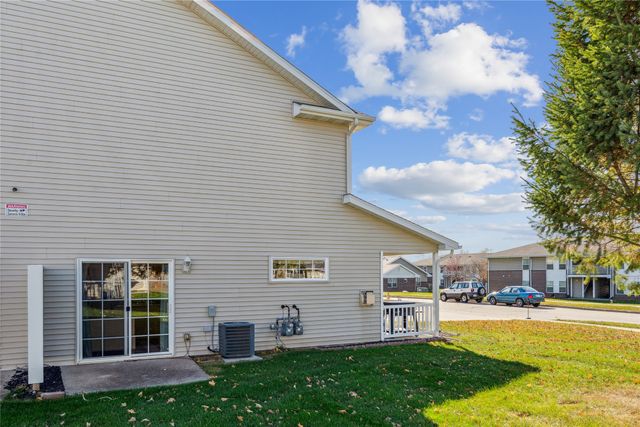 2101 Meadow Court 602, Des Moines, IA 50320