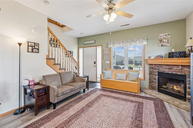 2101 Meadow Court 602, Des Moines, IA 50320