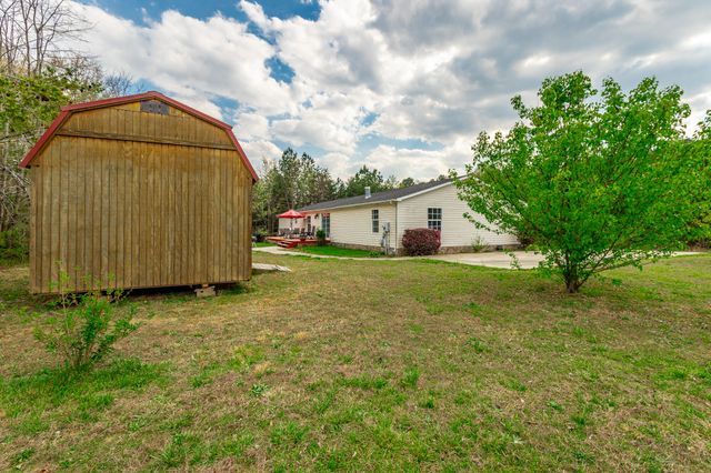 218 Edgewater Drive, Chickamauga, GA 30707
