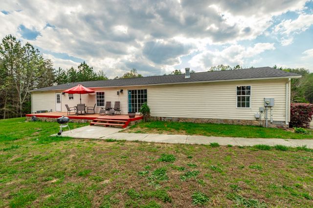 218 Edgewater Drive, Chickamauga, GA 30707