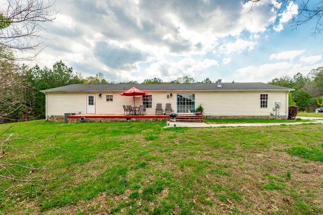 218 Edgewater Drive, Chickamauga, GA 30707