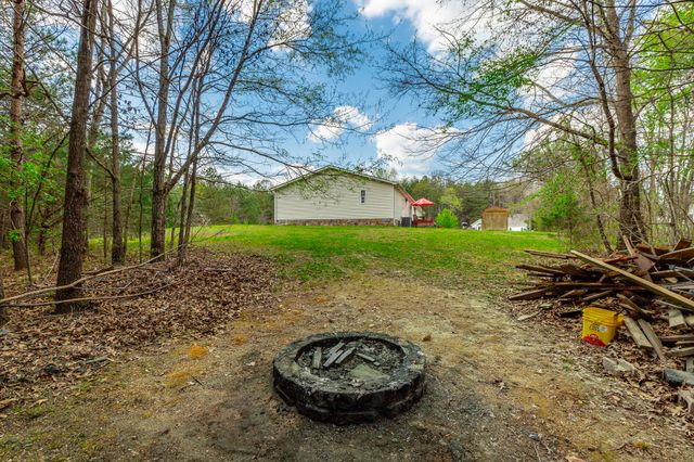 218 Edgewater Drive, Chickamauga, GA 30707