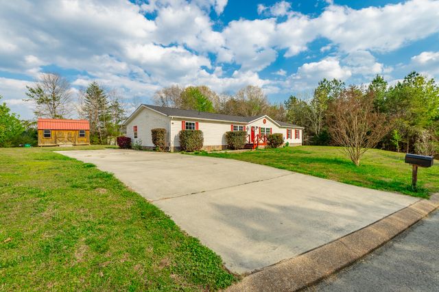 218 Edgewater Drive, Chickamauga, GA 30707