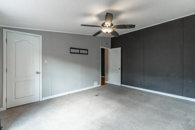 218 Edgewater Drive, Chickamauga, GA 30707
