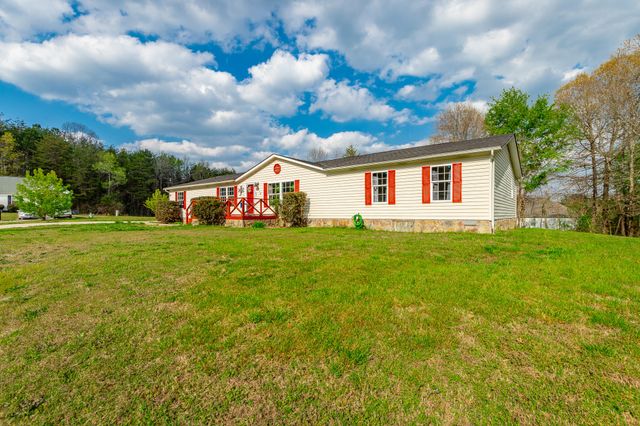 218 Edgewater Drive, Chickamauga, GA 30707