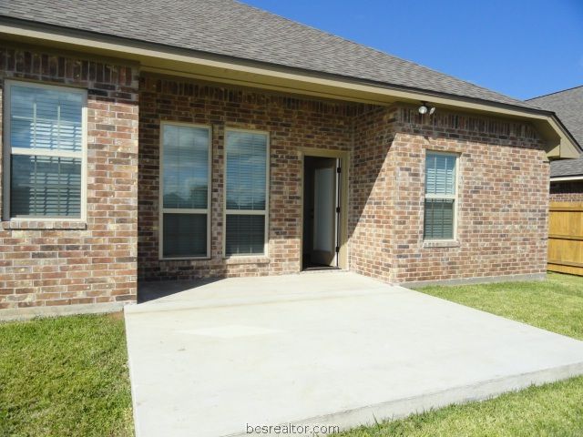 1014 Dove Run Trail, College Station, TX 77845