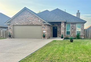 1014 Dove Run Trail, College Station, TX 77845