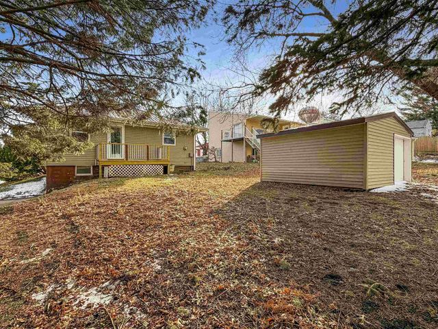 714 6th Street, Traer, IA 50675