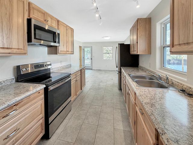 714 6th Street, Traer, IA 50675