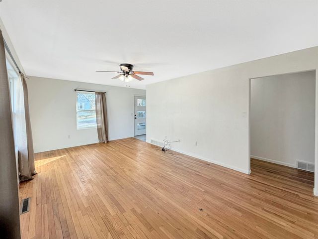 714 6th Street, Traer, IA 50675