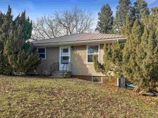 714 6th Street, Traer, IA 50675