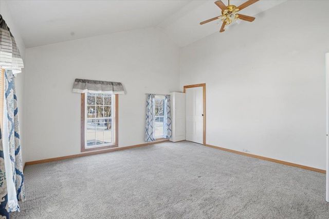 711 SW 6th Street, Independence, IA 50644