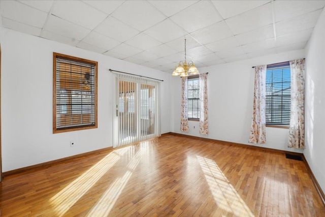 711 SW 6th Street, Independence, IA 50644