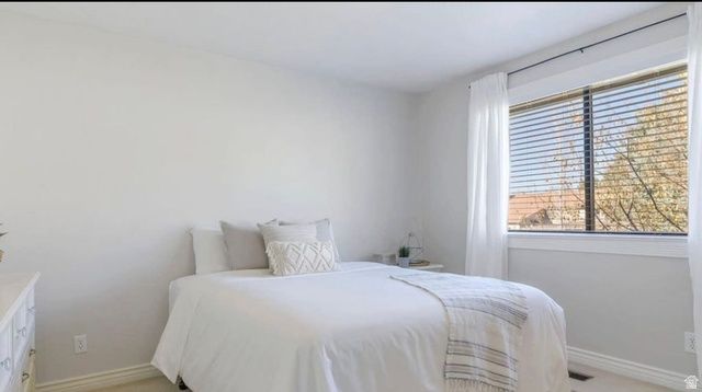 5655 S VILLAGE WAY, South Ogden, UT 84403