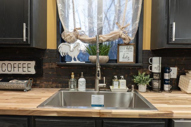 3301 Township Road 221, Marengo, OH 43334