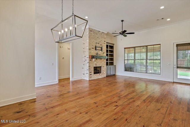 200 Grace Drive, Flowood, MS 39232