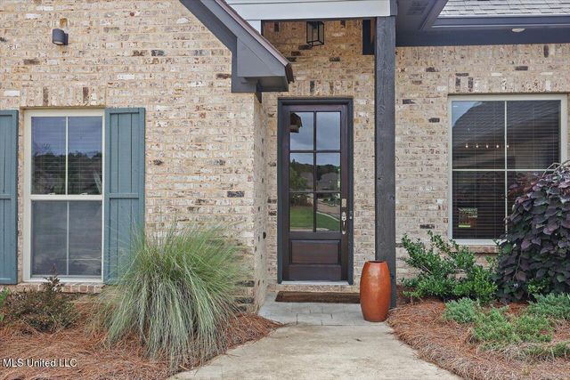 200 Grace Drive, Flowood, MS 39232