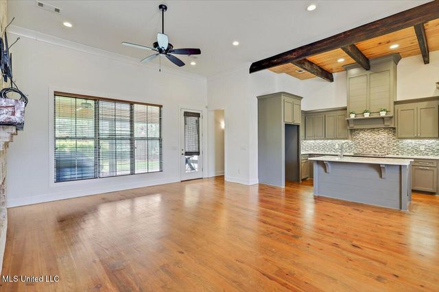200 Grace Drive, Flowood, MS 39232