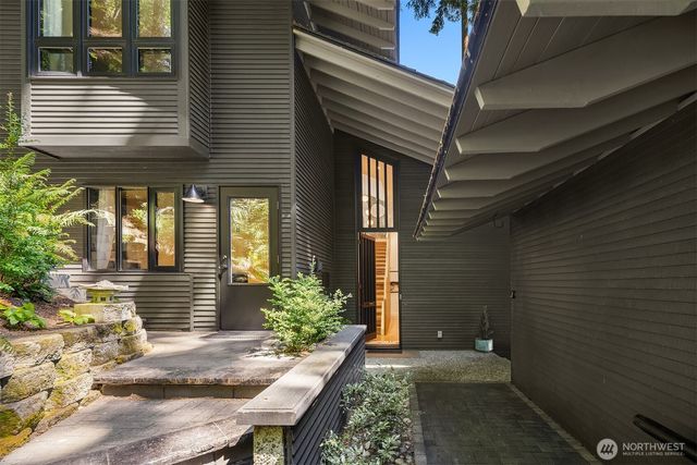 5 Lindley Road, Mercer Island, WA 98040
