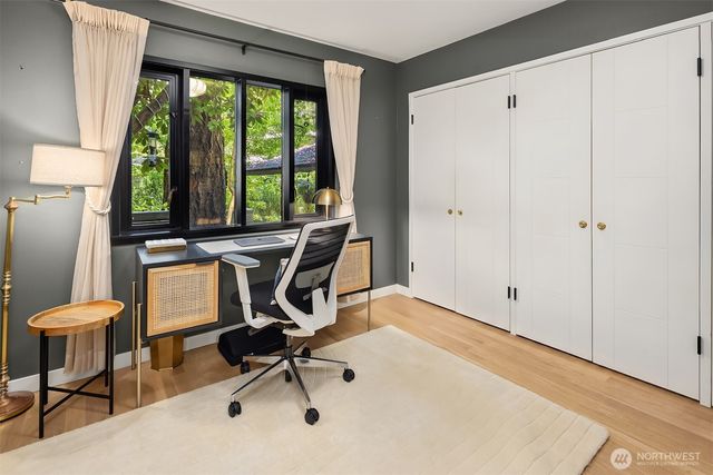 5 Lindley Road, Mercer Island, WA 98040
