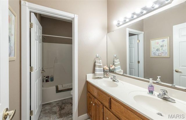 315 Bobby Dale Drive, Waynesville, MO 65583