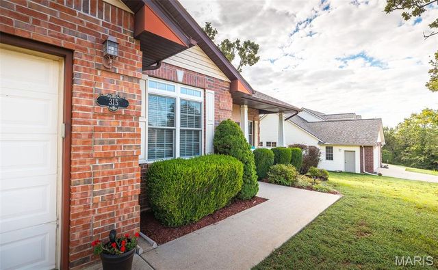 315 Bobby Dale Drive, Waynesville, MO 65583