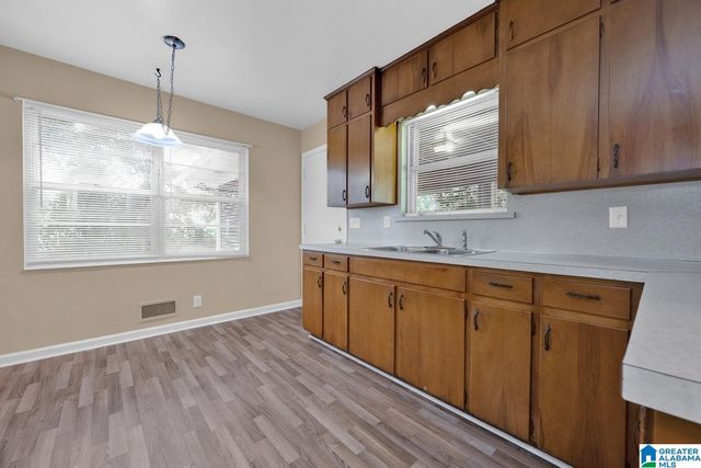 118 KENNILWORTH ROAD, Bessemer, AL 35023