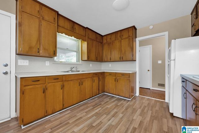 118 KENNILWORTH ROAD, Bessemer, AL 35023