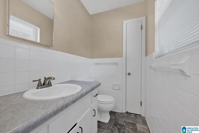 118 KENNILWORTH ROAD, Bessemer, AL 35023