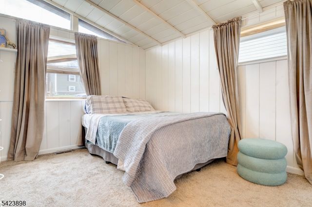 54 Schwarz Blvd, Jefferson Twp., NJ 07849