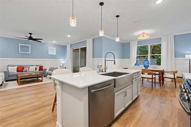 319 SHORE CRAB WAY, Apollo Beach, FL 33572