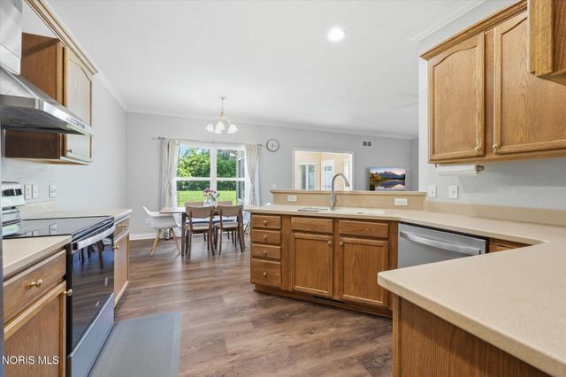 4973 Lake Breeze Lane, Maumee, OH 43537