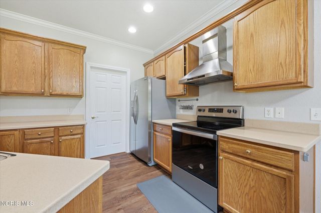 4973 Lake Breeze Lane, Maumee, OH 43537